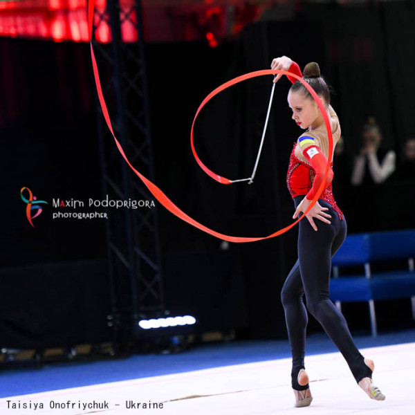 Rhythmic Gymnastics Sticks FIG-approved: Nishohi's selection